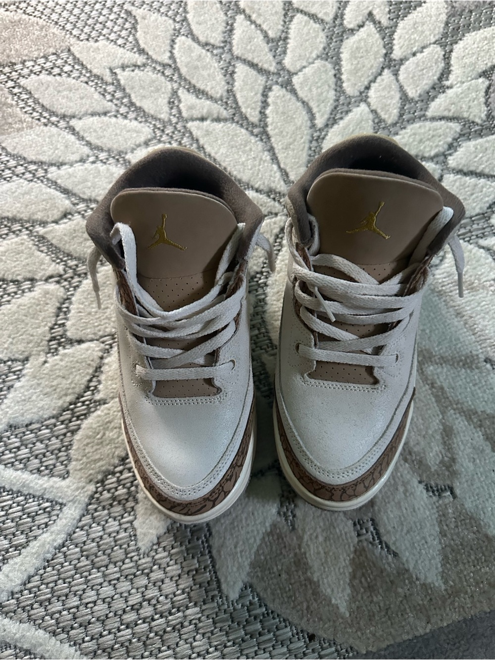 Jordan 3 Kids' Mid-Top Sneakers in White and Brown